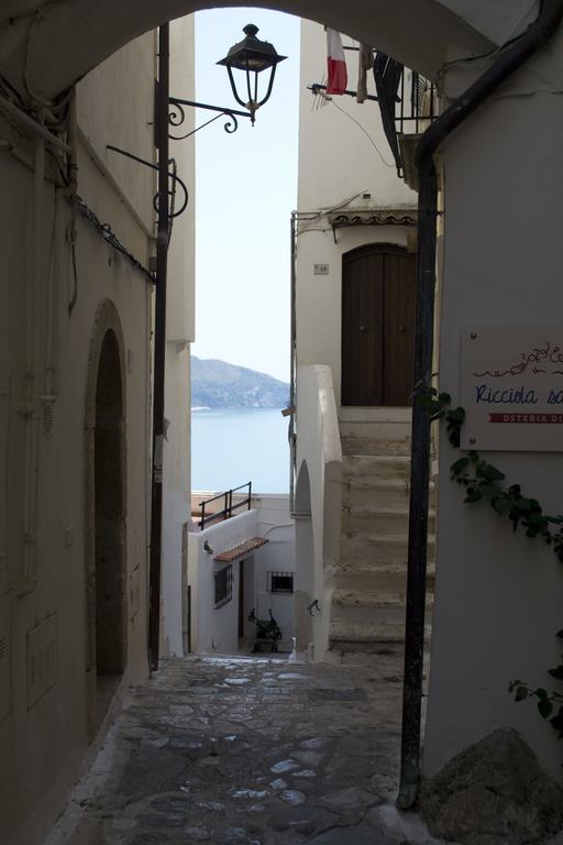 Ganimede Centro Storico Lägenhet Sperlonga Exteriör bild
